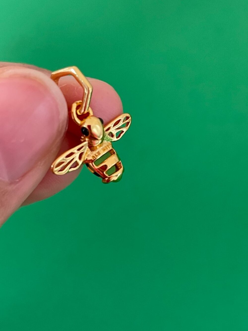 Authentic New 100% Original PANDORA Brand 14K Gold Sparkling Bee Dangle Charm - Picture 2 of 5